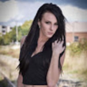 Meet your Posher, Dayna